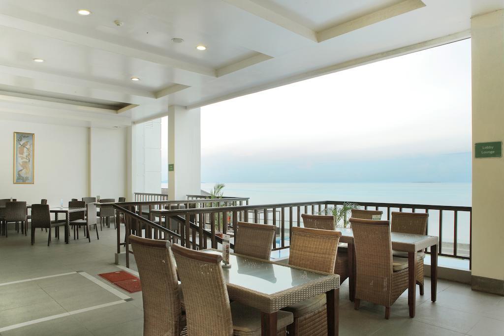 Hotel On The Rock Kupang  Exterior photo